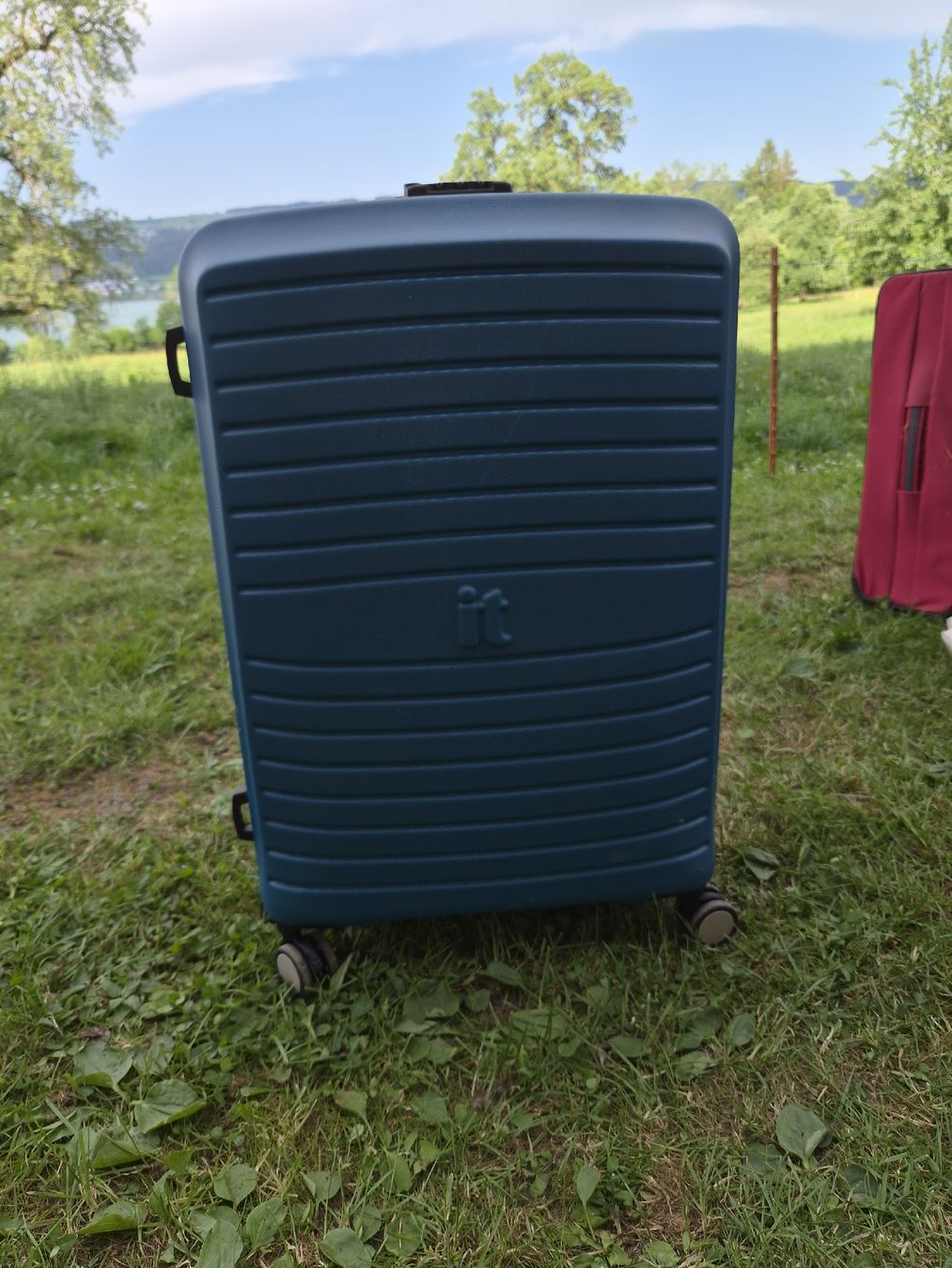 Valigie: IT Reisekoffer – Usato da Hochdorf venduto da TT_GARAGE