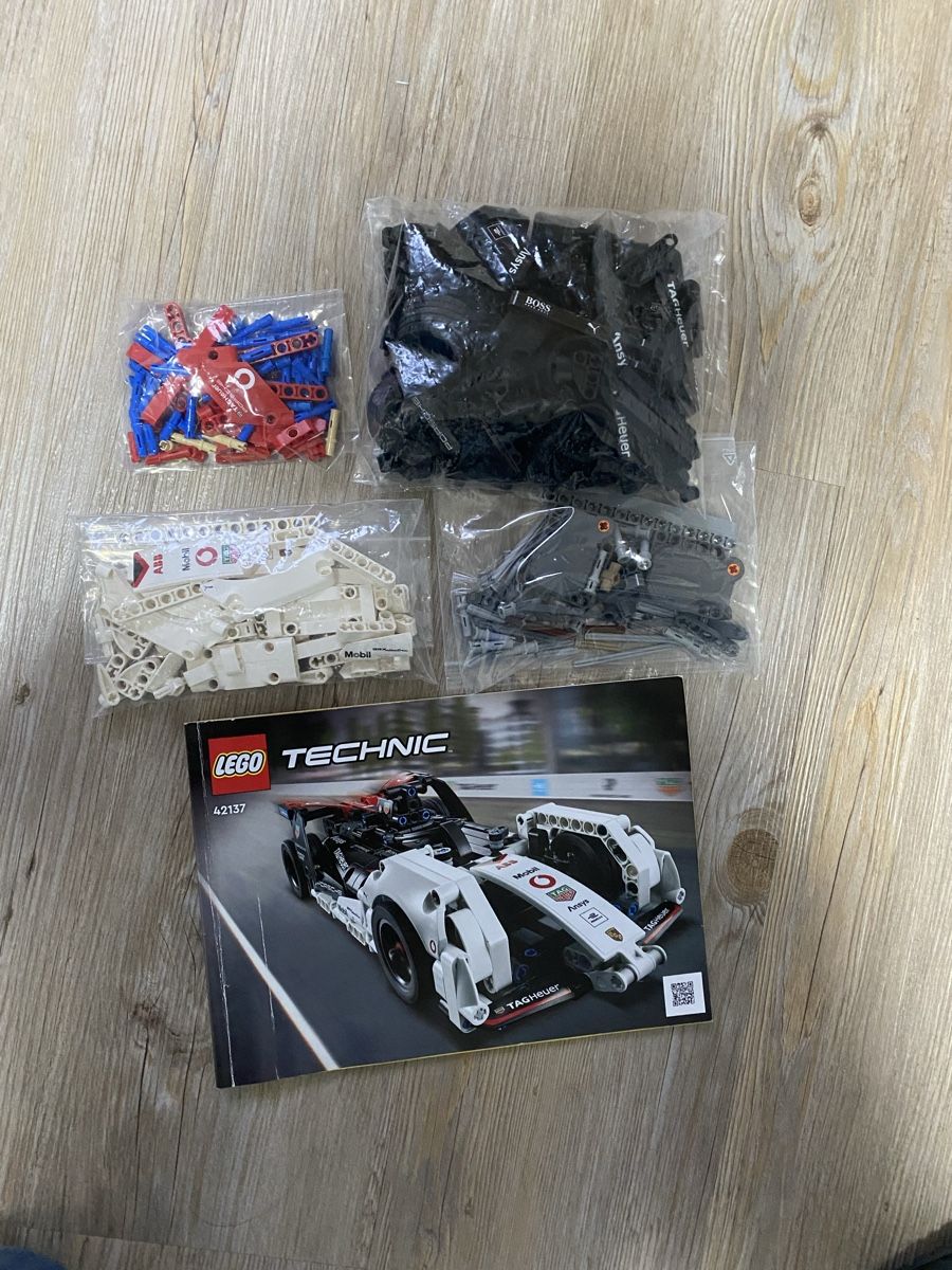 Modellini d'auto: Lego Technic 42137 Porsche – Usato da Killwangen venduto da Sommer15