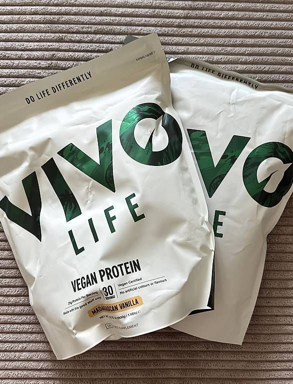 Lebensmittel & Spezialitäten: 2x VIVO LIFE Vanilla Protein  – Gebraucht aus Basel von mar_gcn6