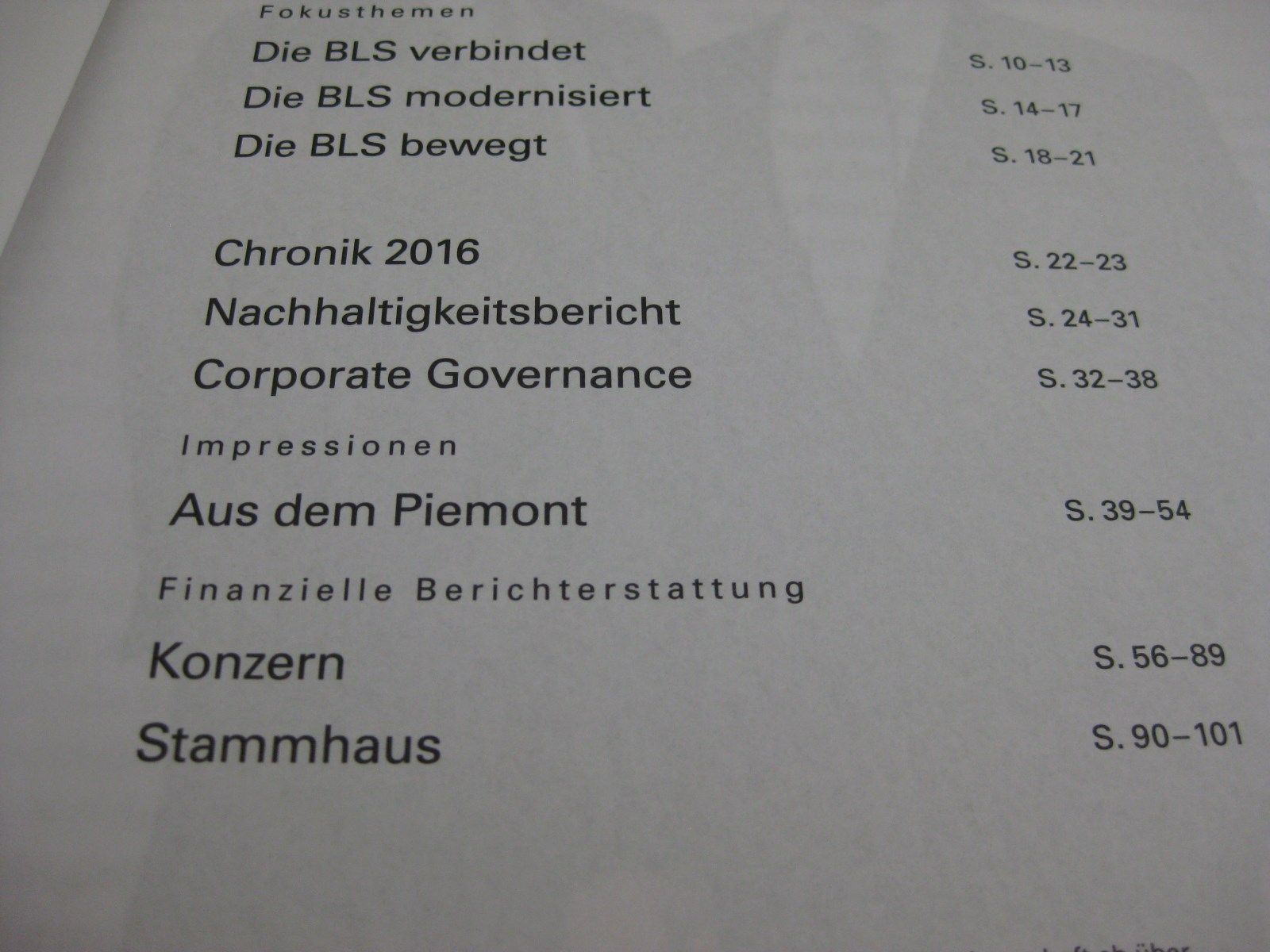 Libri: BLS Geschäftsbericht 2016 – Usato da Malters venduto da Marosko 2