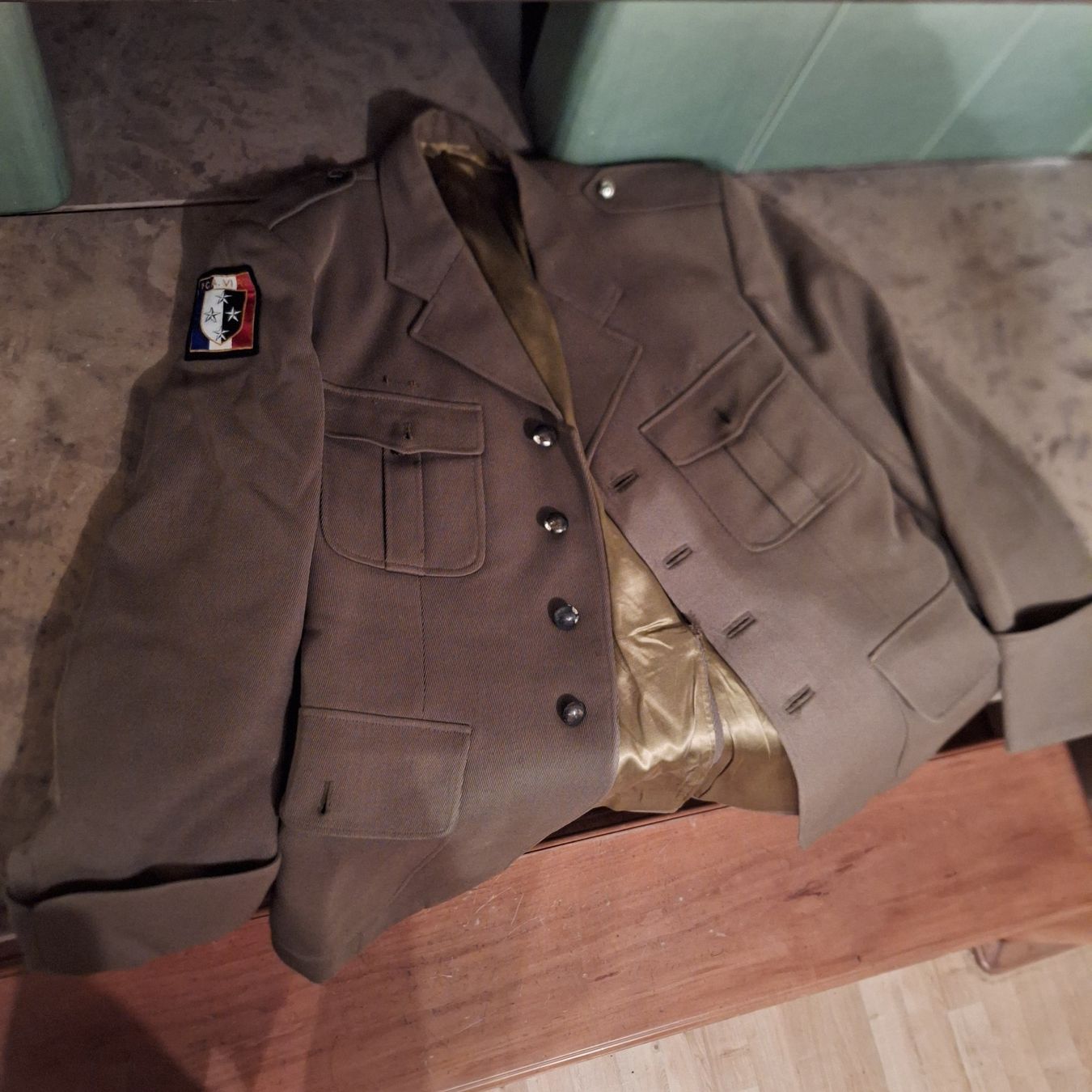 Jacken: Uniform Armee Frankreich – Gebraucht aus Wölflinswil von hus02qvarna
