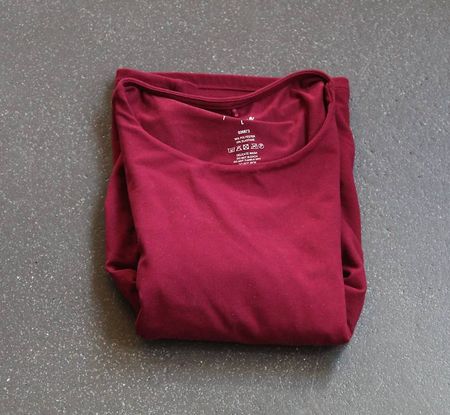 T-Shirt Grösse L dunkelrot - Missue Mode