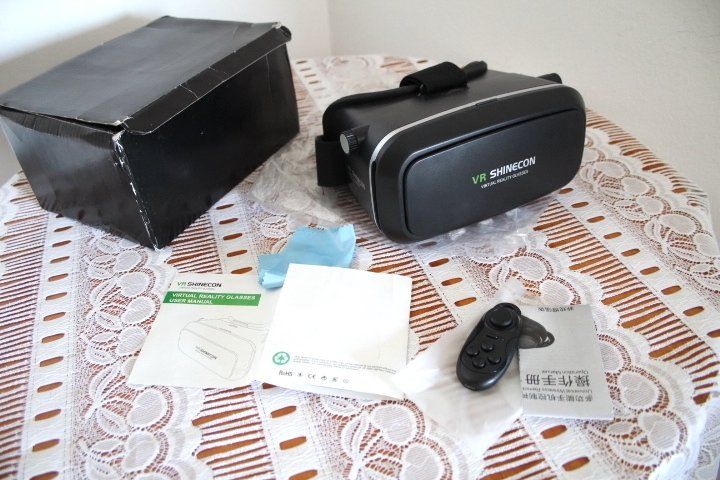 Casco VR: VR Shinecon 3D VR-Brille inkl. Bluetooth-Fernbedienung – Usato da Locarno venduto da fripui