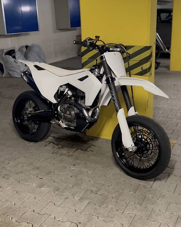 Strasse: Husqvarna FE 501 Supermoto – Gebraucht aus Buchs von den_9xp2 2