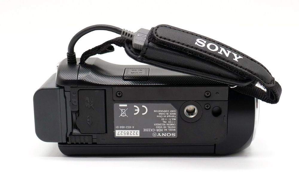Caméscope numérique Sony Handycam HDR-CX220 HD 9MP 32x zoom LENS ZEISS