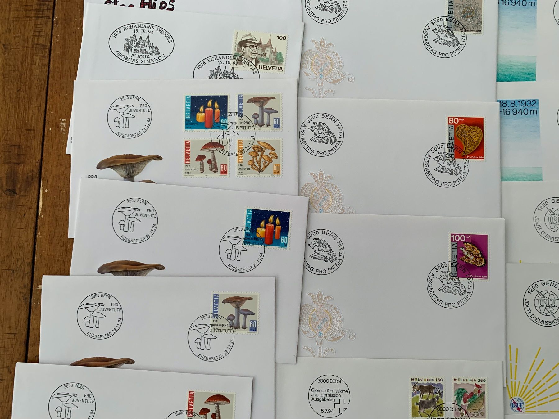 Alle Briefmarken: 1994 - 35 FDC - mit Einzelmarken - avec timbres isolés – Neu (gemäss Beschreibung) aus Chavornay von 4dphila 3