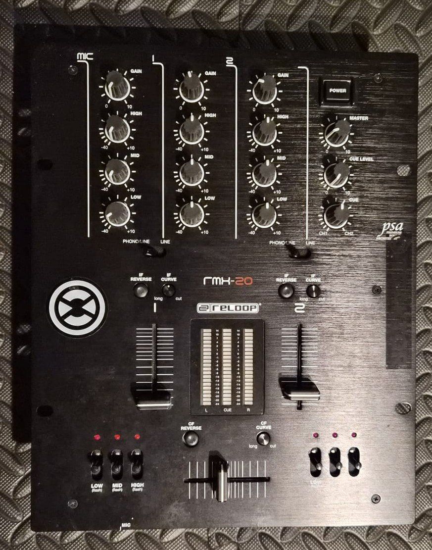 Reloop Platines de mixage: Reloop RMX-20 – D'occasion à Genève par CRDNX