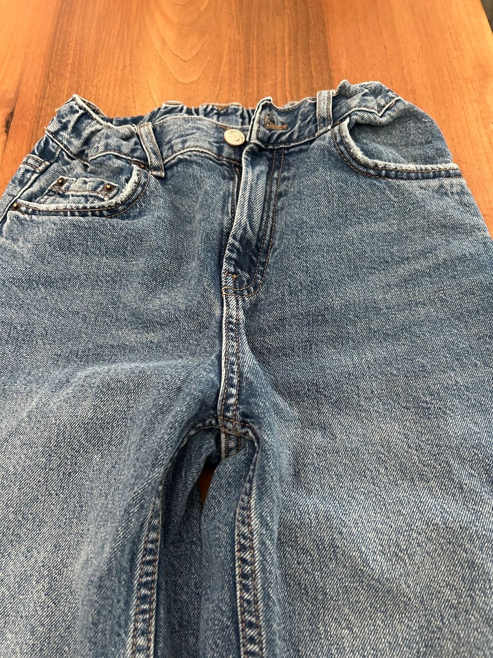 Zara Pantaloni: Gut erhaltene Jeans Gr. 152 – Usato da Schötz venduto da chousan 1