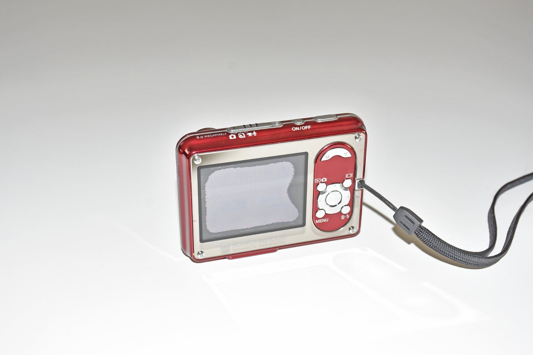 Konica Fotocamera: Konica Minolta DiMAGE X1 8.0 MP CCD Digitalkamera Deko – Usato da Dietikon venduto da ruvostar 1