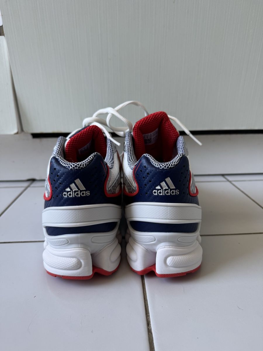 Adidas Scarpe da uomo: Ozweego pro Adidas (size 43) – Nuovo e nell'imballaggio originale da Gland venduto da isa_6ns6 3