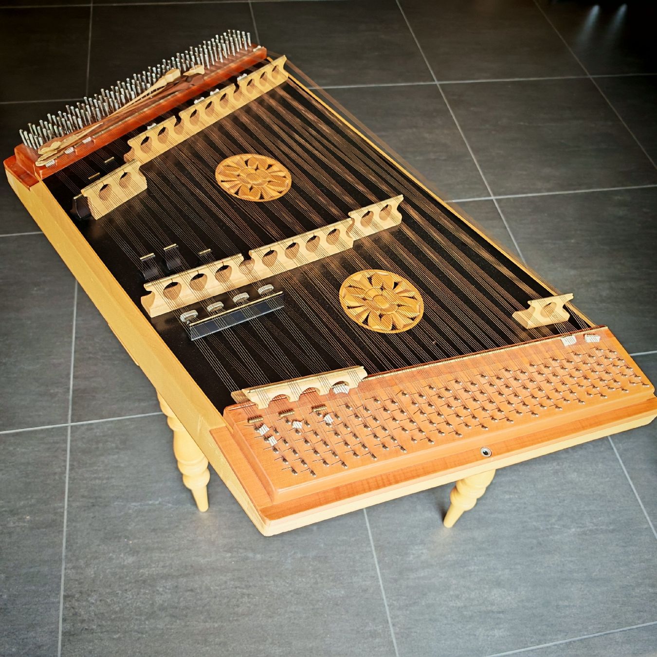 Strumenti musicali: Appenzeller Hackbrett von Werner Alder – Usato da Appenzell venduto da jositoja 6