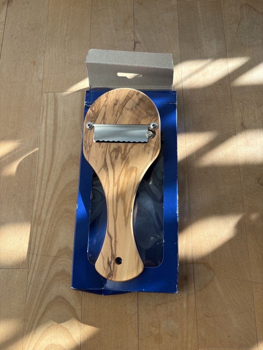 Appareils de cuisine: trüffelschäler mit Metallklinge neu – Neuf (Voir description) à Laupen ZH par Abarth95 1