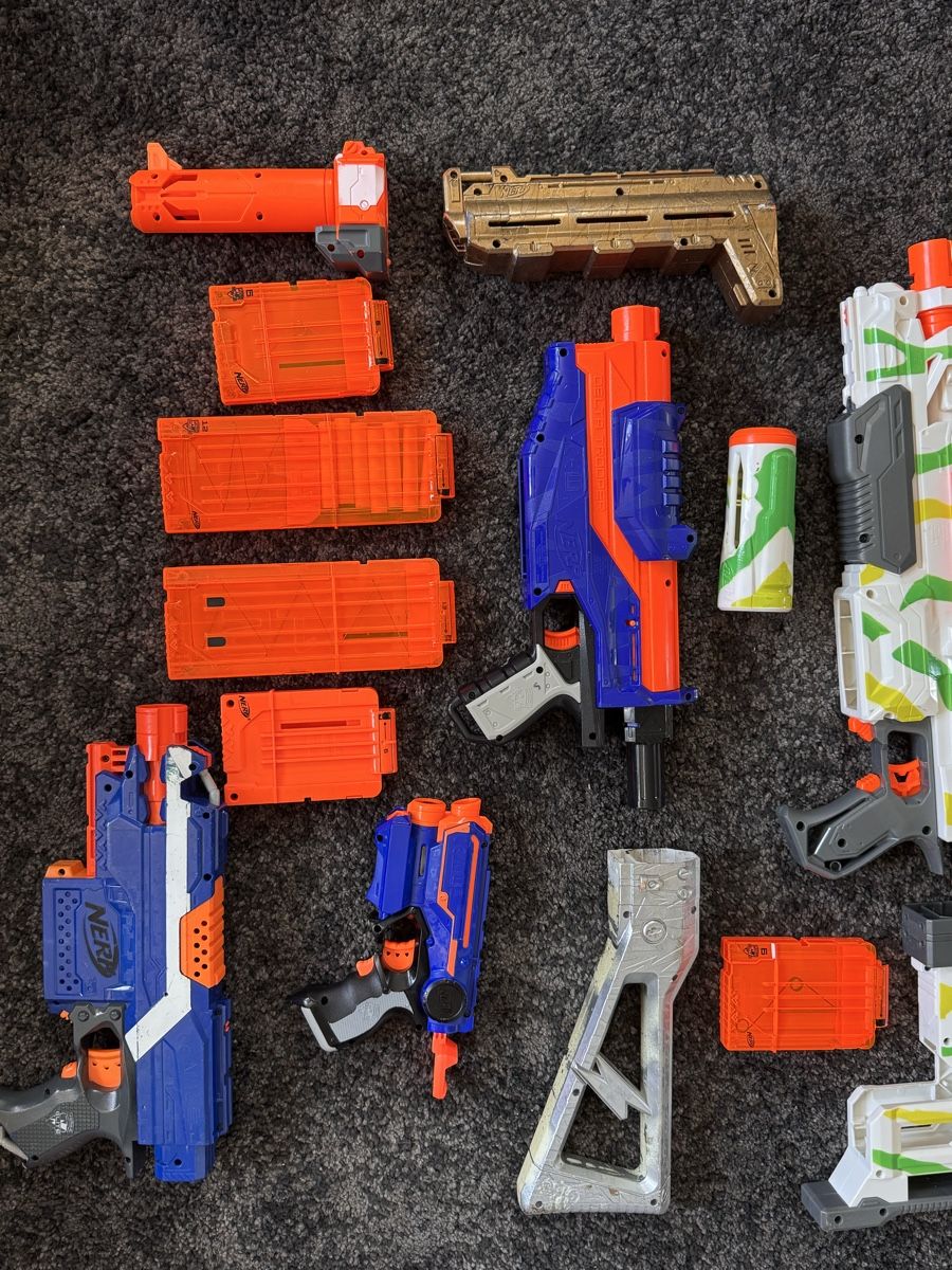 Nerf Spielzeuge: Nerf Gun Bundle - Great Selection, Ready for Summer Fun! – Gebraucht aus Wiesendangen von Markusfred 1