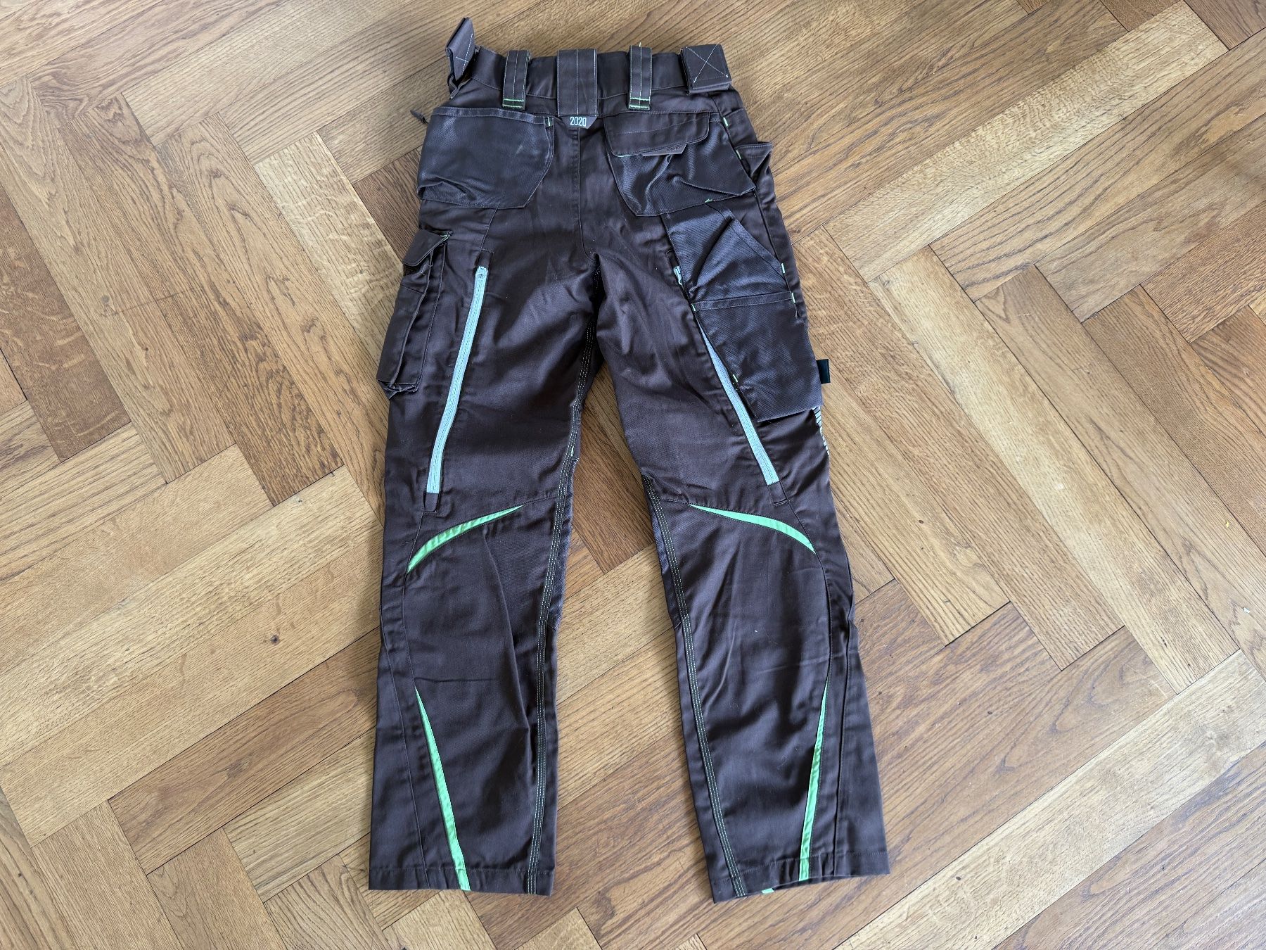 Engelbert Strauss Pantaloni: NEU Engelbert Strauss Hose Größe 44 Herren Motion – Nuovo (secondo la descrizione) da Ennetbaden venduto da mapa05 7
