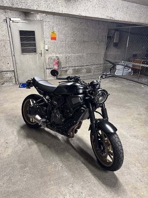 Strada: YAMAHA XSR700 XTribute – Usato da Ostermundigen venduto da dav_crc5