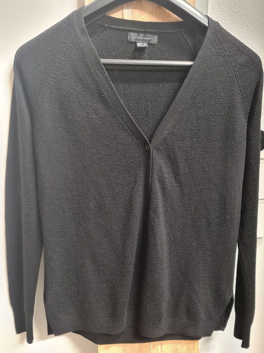 Giacche: Athmosphere Damen Feinstrick Jacke Gr. 38 – Usato da Amriswil venduto da used2use