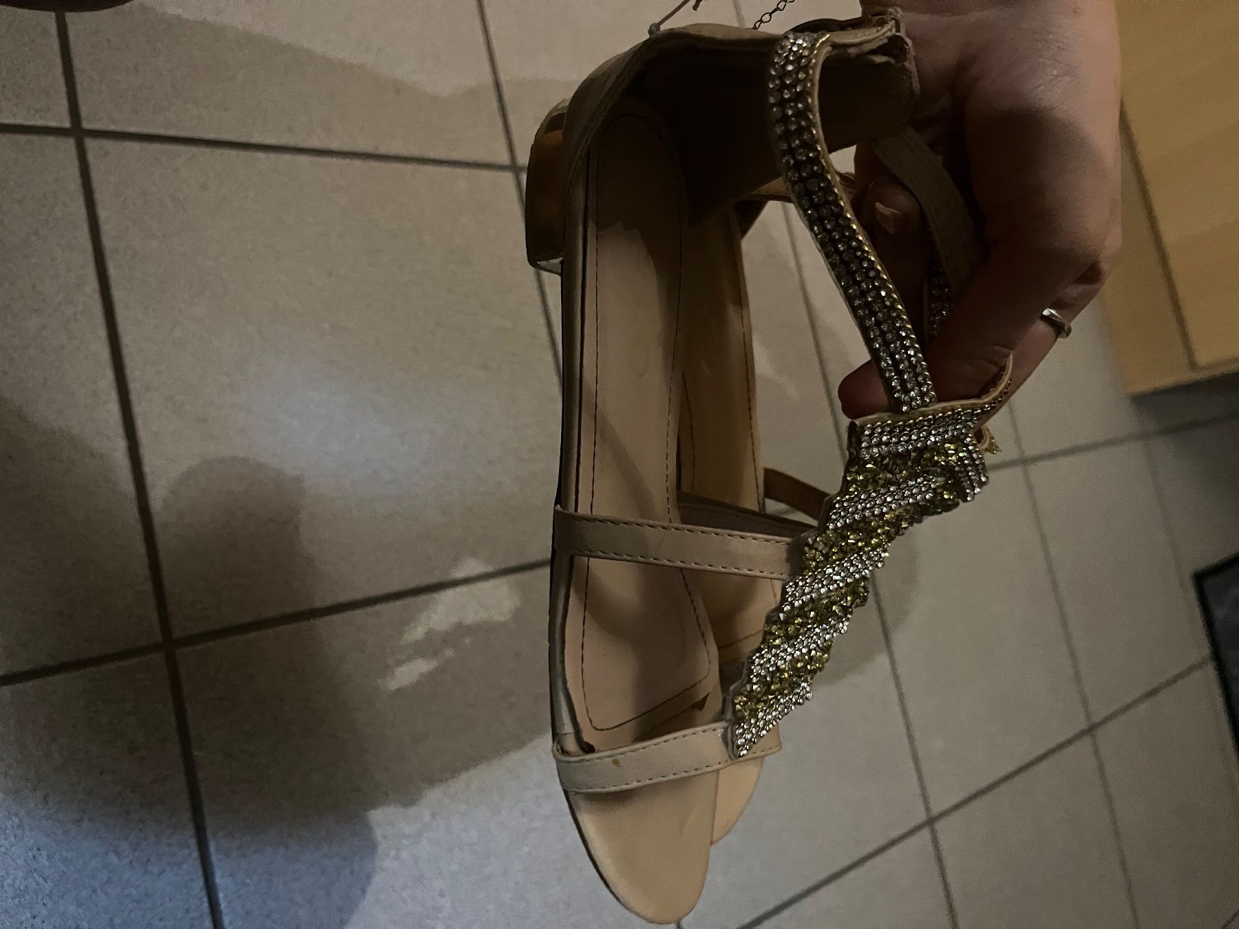 Scarpe da donna: Sandalen – Usato da Möhlin venduto da eny_lsk7 2