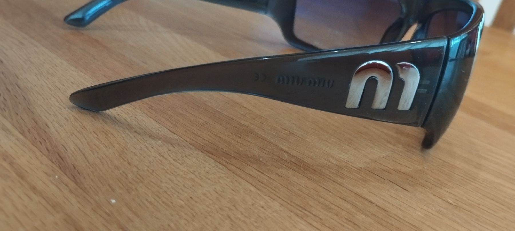 Miu Miu Lunettes & Verres: MIU MIU Sonnenbrille  – D'occasion à Mörel par MJoaoCosta 5