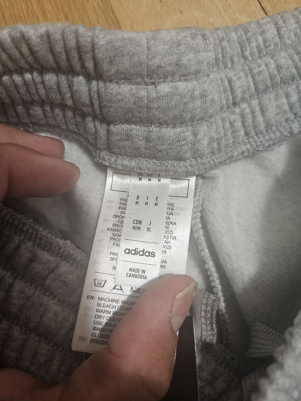 Adidas Pantalons: Adidas Shorts Hose Gr.M – Neuf avec emballage d'origine à Emmenbrücke par TopGato 2