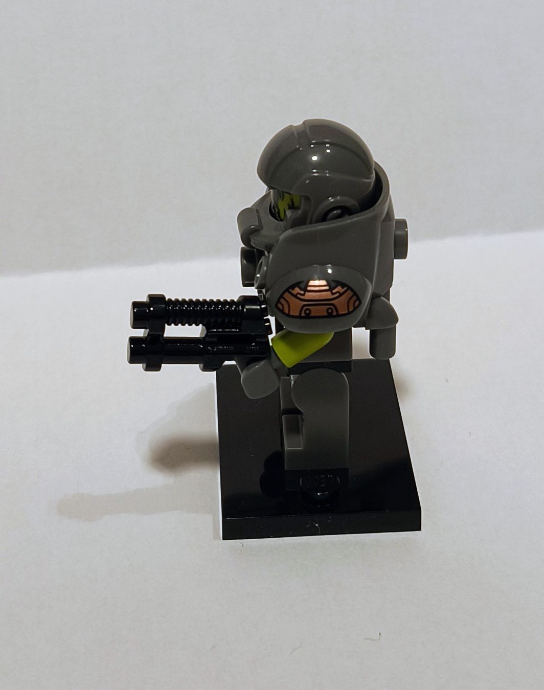 Lego Kit di costruzioni: Lego Minifigures Serie 9 Alien Krieger – Usato da Muri AG venduto da Kramsi 2