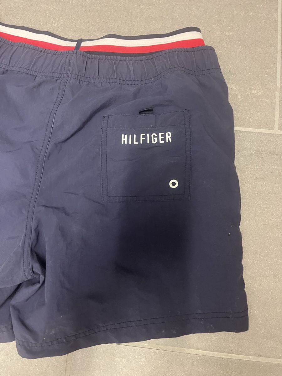 Tommy Hilfiger Pantaloni: Tommy Hilfiger Badehose  – Usato da Neerach venduto da fuz_8d7l 7