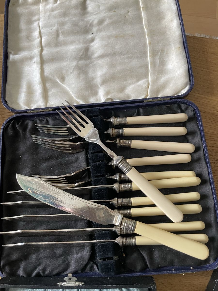 Set di posate: Antikes Silberbesteck – Usato da Bern venduto da roa80 1