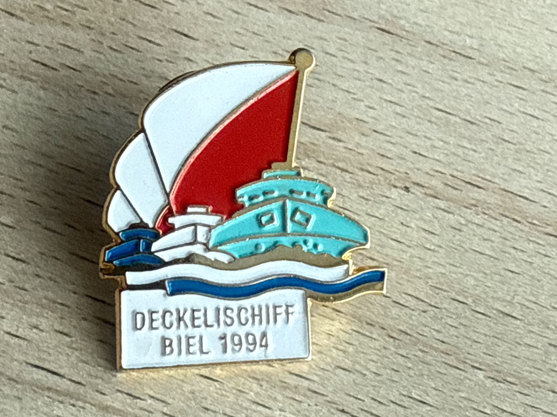 Plaketten & Abzeichen: Pin Deckelischiff Biel 1994 – Gebraucht aus Glattbrugg von Schweigmatt
