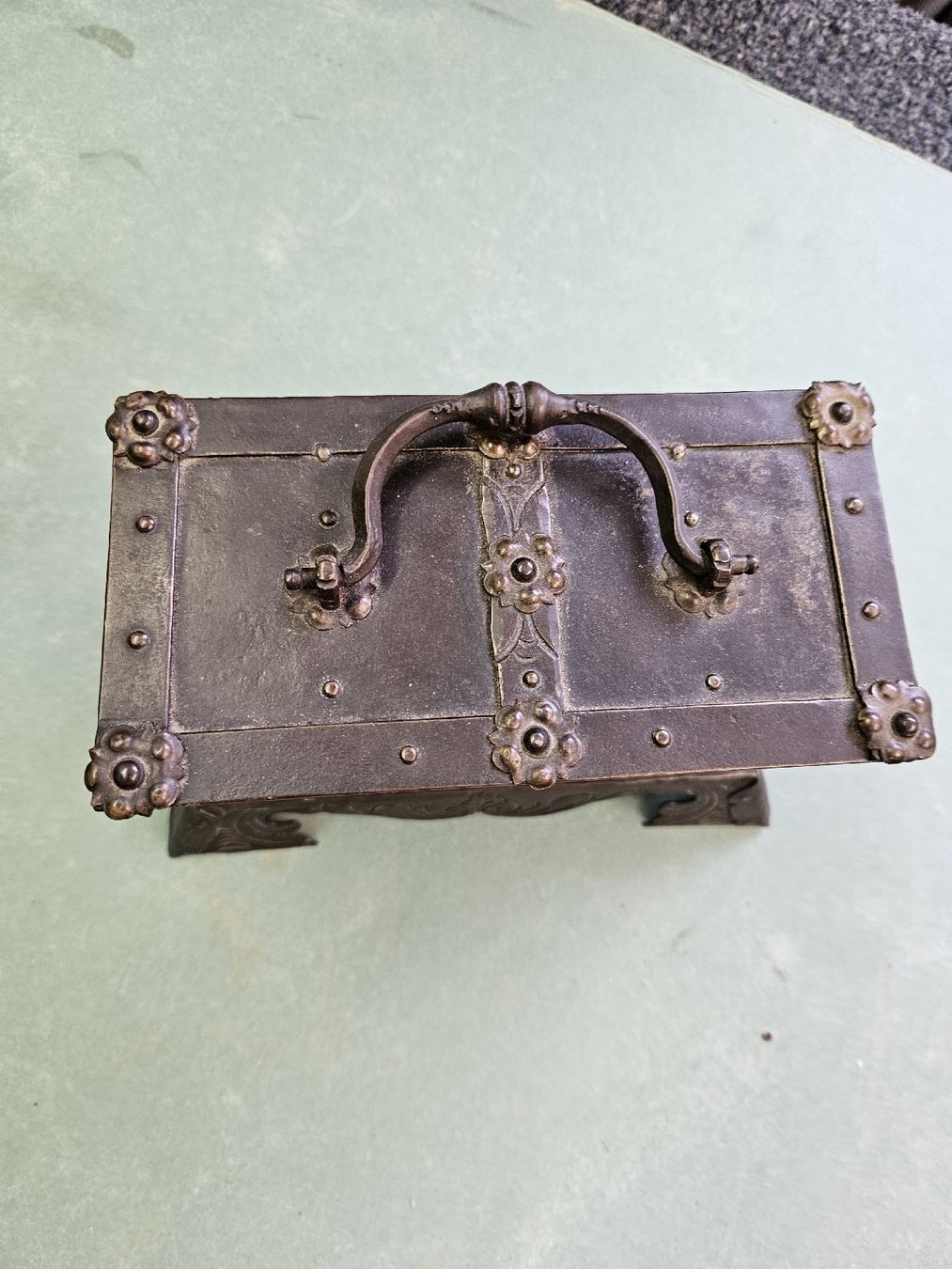 Cadenas: schloss trühli – D'occasion à Schwellbrunn par Omega-alpha 1