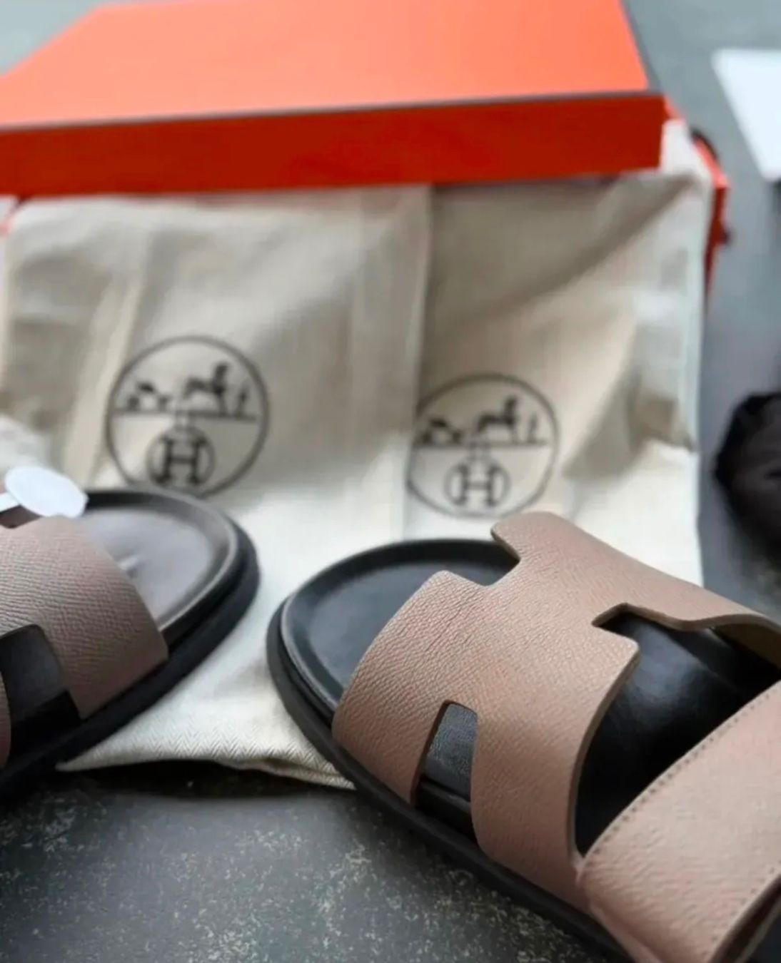 Hermès Herrenschuhe: Hermès Chypre Sandalen Gr. 43, braun – Neu (gemäss Beschreibung) aus Triesen von atos87 3