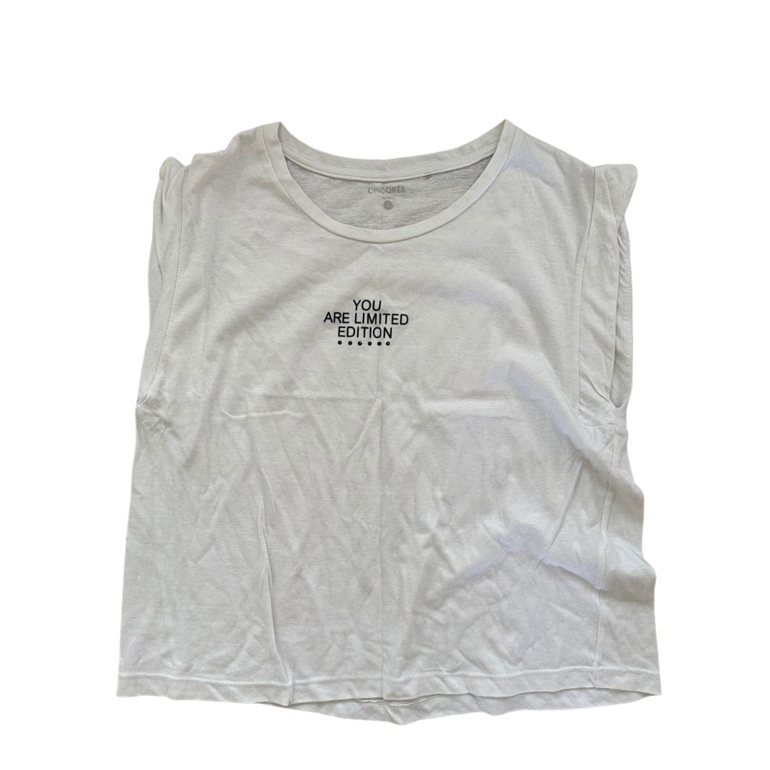 T-shirt: White Minimalist Slogan Tee Oversized S M – Usato da Zofingen venduto da JumpInVintage 1