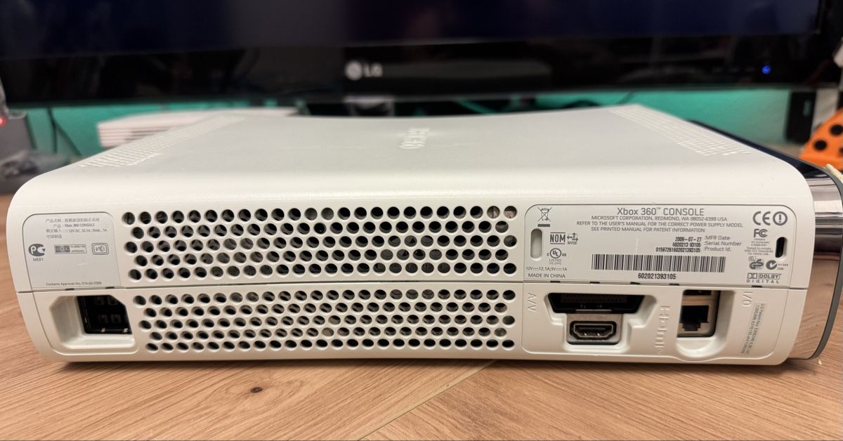 Microsoft Console: Microsoft Xbox 360 mit 13-GB-Festplatte – Usato da Brig venduto da RetroGamers 1