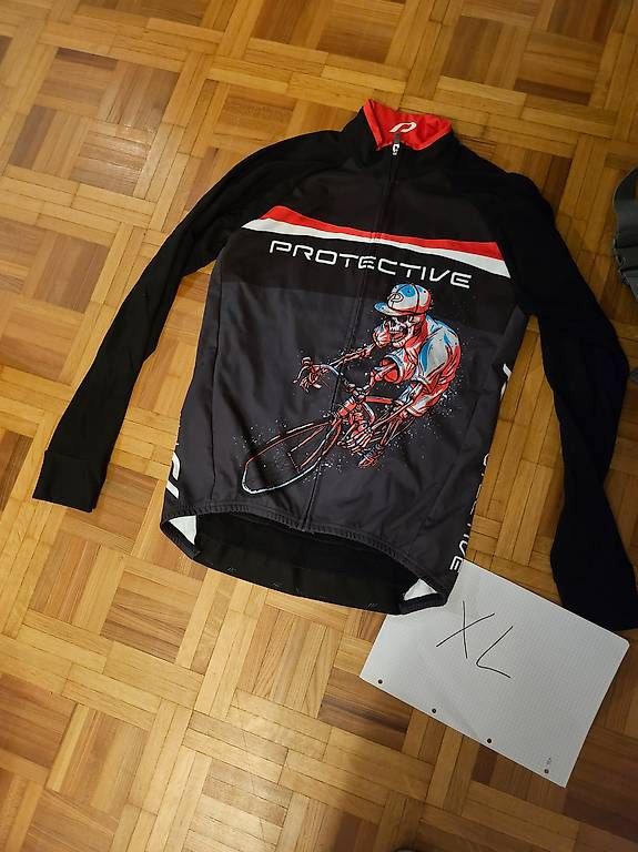 Canottiere & Pantaloni: Radtrikot – Usato da Eschen venduto da gue_zbm6 1