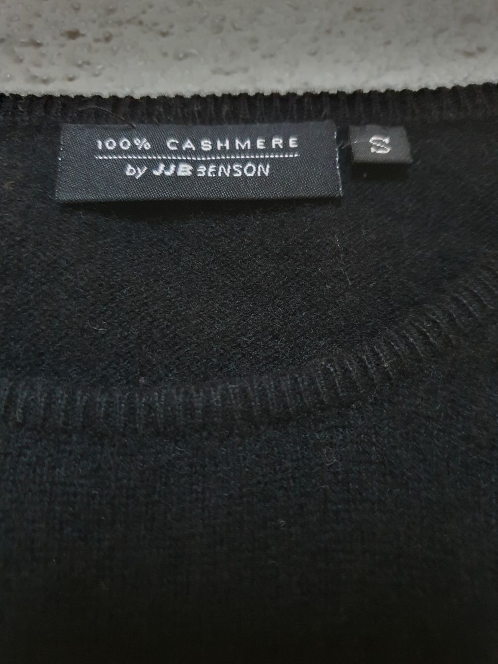 Jj Benson Maglioni & Felpe: Schwarzer Kurzarmpullover 100% Kaschmir, Gr. S, Jj Benson – Usato da Teufen AR venduto da pischa 1
