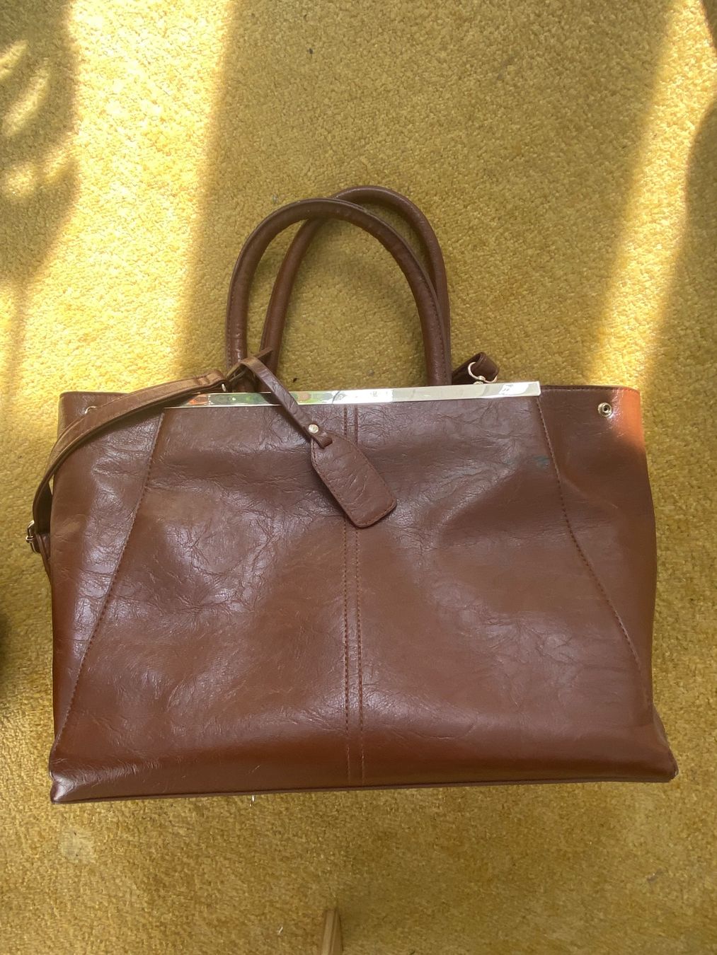 Orsay Taschen für Damen: BRAUNE HANDTASCHE – Gebraucht aus Zürich von iis_fx7j 1