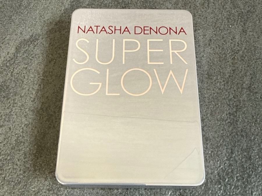 Natasha Denona Make-up: Natasha Denona Super Glow 02 Light Medium - Highlighter – Nuovo (secondo la descrizione) da Otelfingen venduto da Gasolino 1