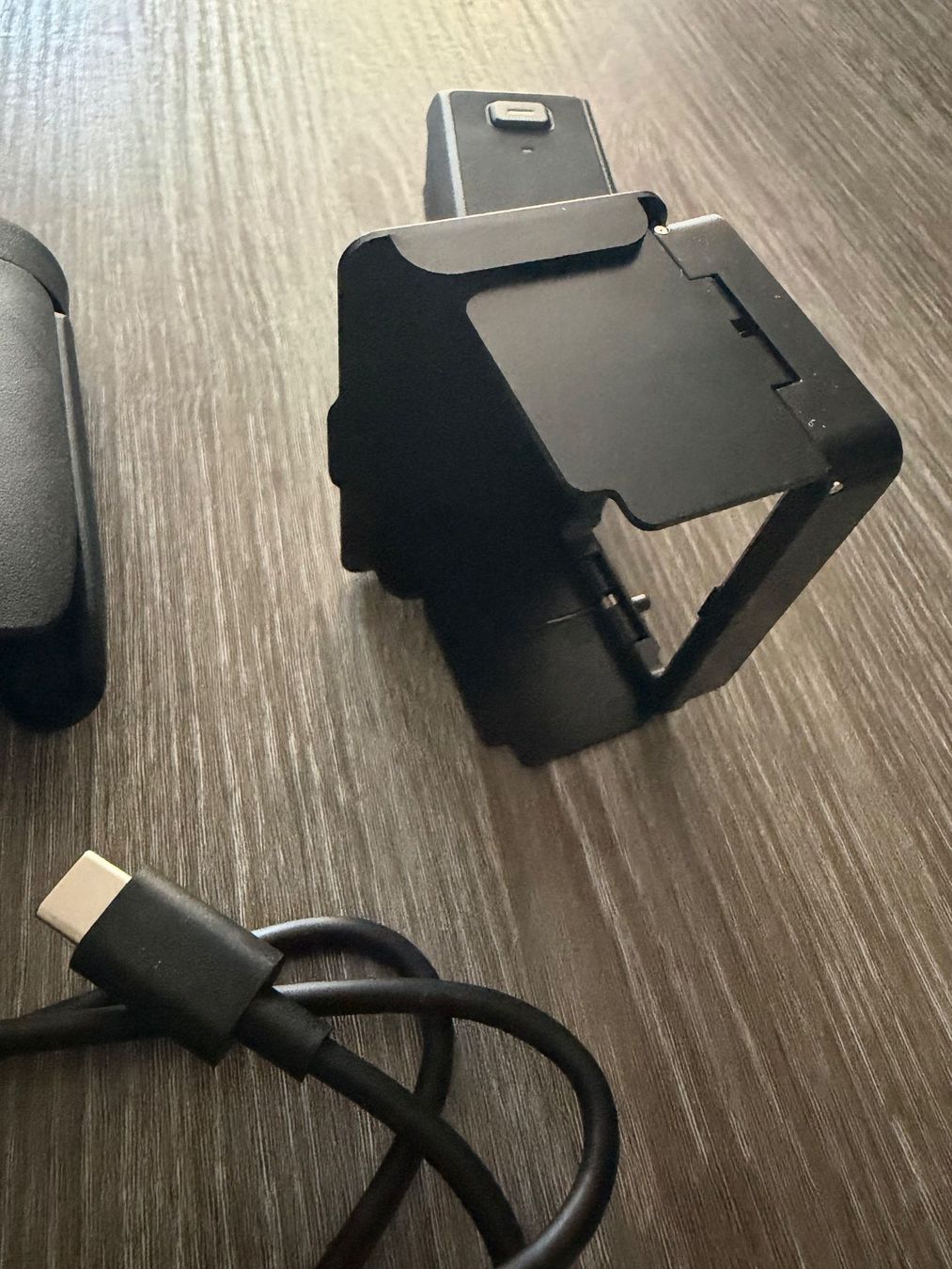 DJI Action Cam: DJI Osmo Pocket 3 Creator Combo mit Filter und Zubehör – Usato da Horgen venduto da AragornSt 9