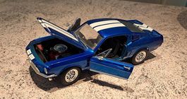 Ford Shelby GT 500 KR (King of the Road), 1:18