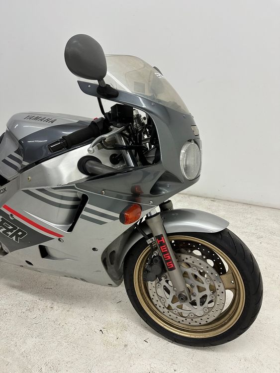 Yamaha FZR 1000 2LA in Saarbrücken-Halberg - Güdingen | Motorrad gebraucht kaufen