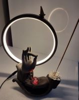 Räucherstäbchenhalter Buddhahand mit LED-Licht