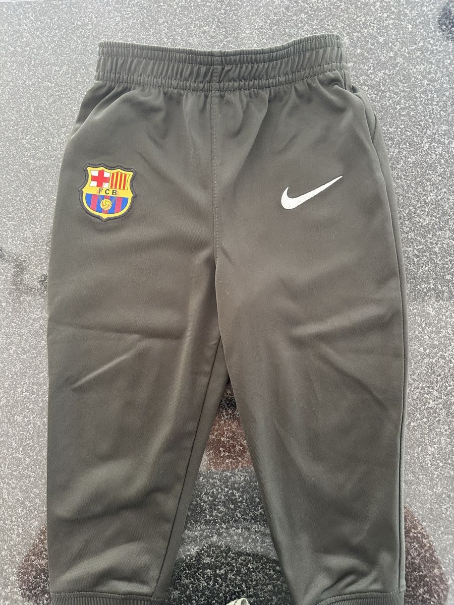 Nike Pantaloni: Nike size 86 – Nuovo (secondo la descrizione) da Zürich venduto da hak_5sm5