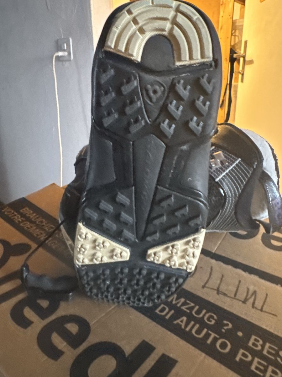 Salomon Damenschuhe: Salomon Snowboard Boot  – Gebraucht aus Zürich von mat_rw96 3