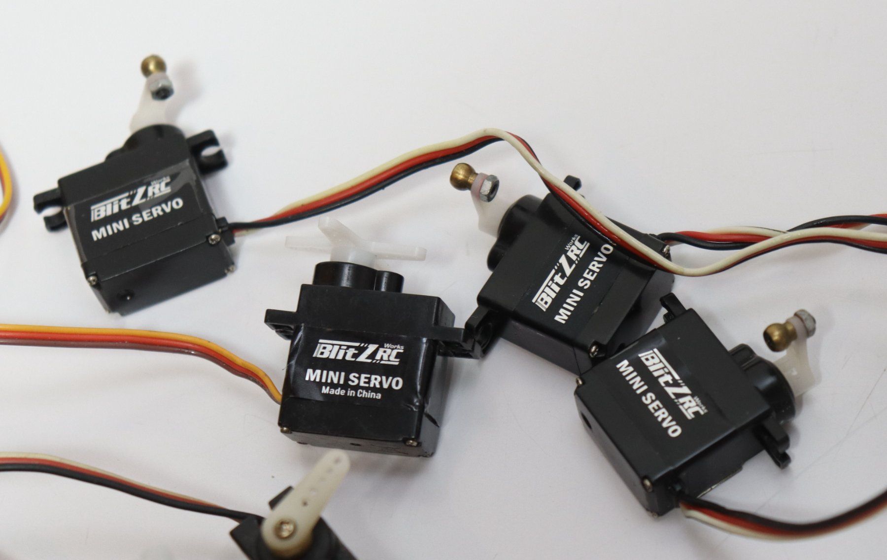 RC Modellbau: diverse Micro Servo 19 Stück – Gebraucht aus Frick von volvo850driver 4