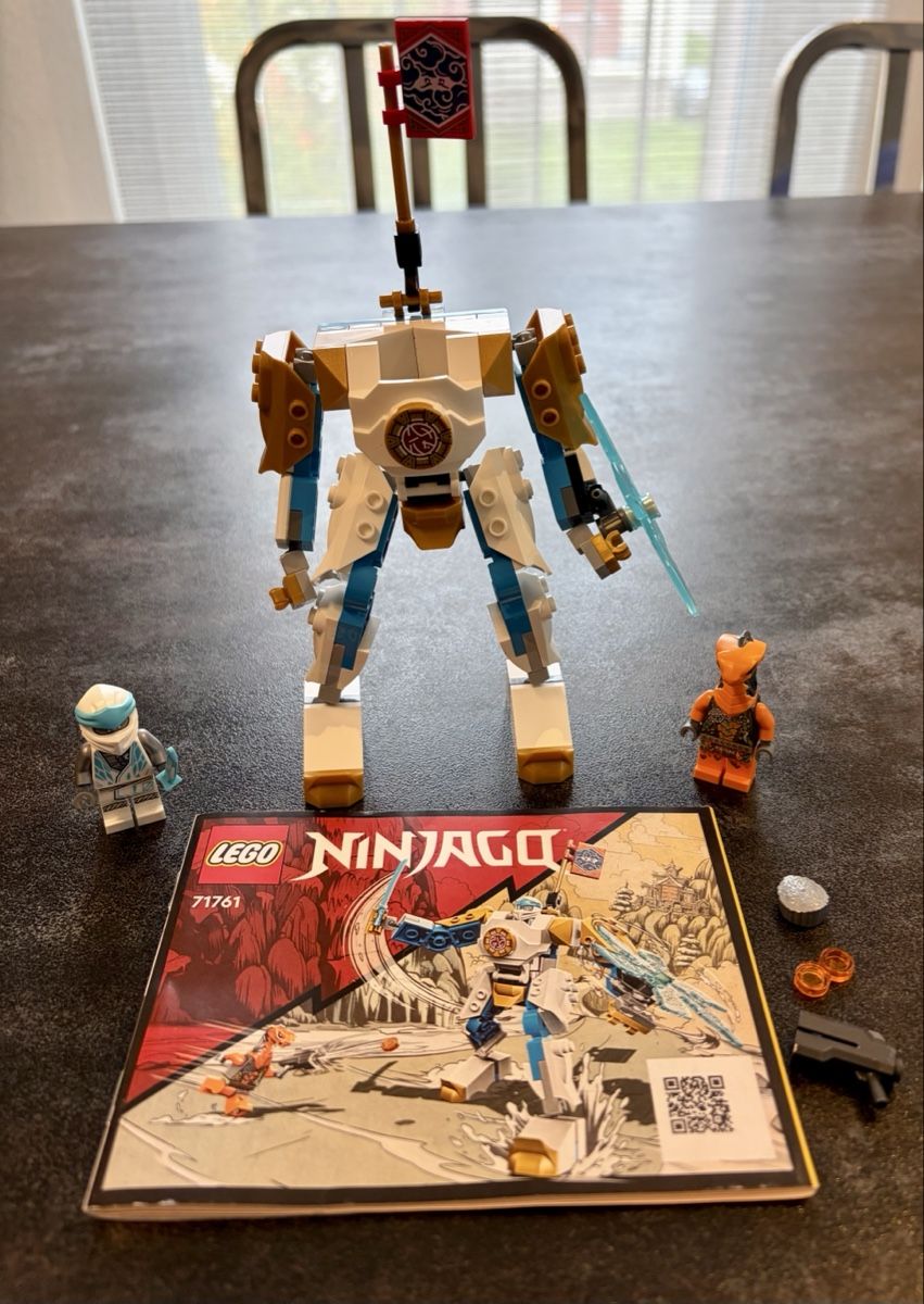 Lego Kit di costruzioni: LEGO Ninjago 71761: Le robot de Zane, Complet – Usato da NYON venduto da jeks