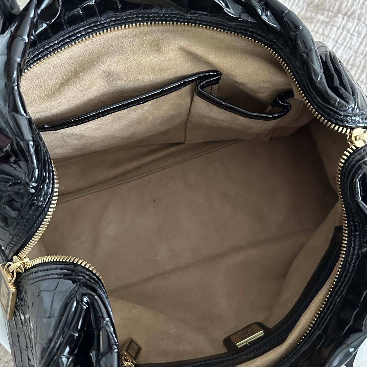 Mcm Taschen für Damen: MCM Schwarze Henkeltasche – Gebraucht aus Zürich von Nomase10. 6