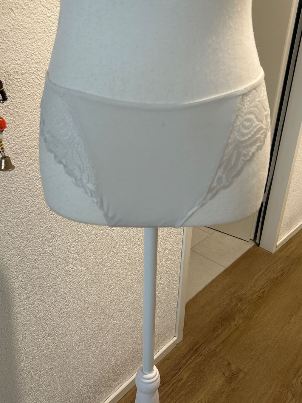 Sonstige Unterwäsche: Damen Slip nature mit Spitzen – Neu (gemäss Beschreibung) aus Brunnen von Nala2929 3