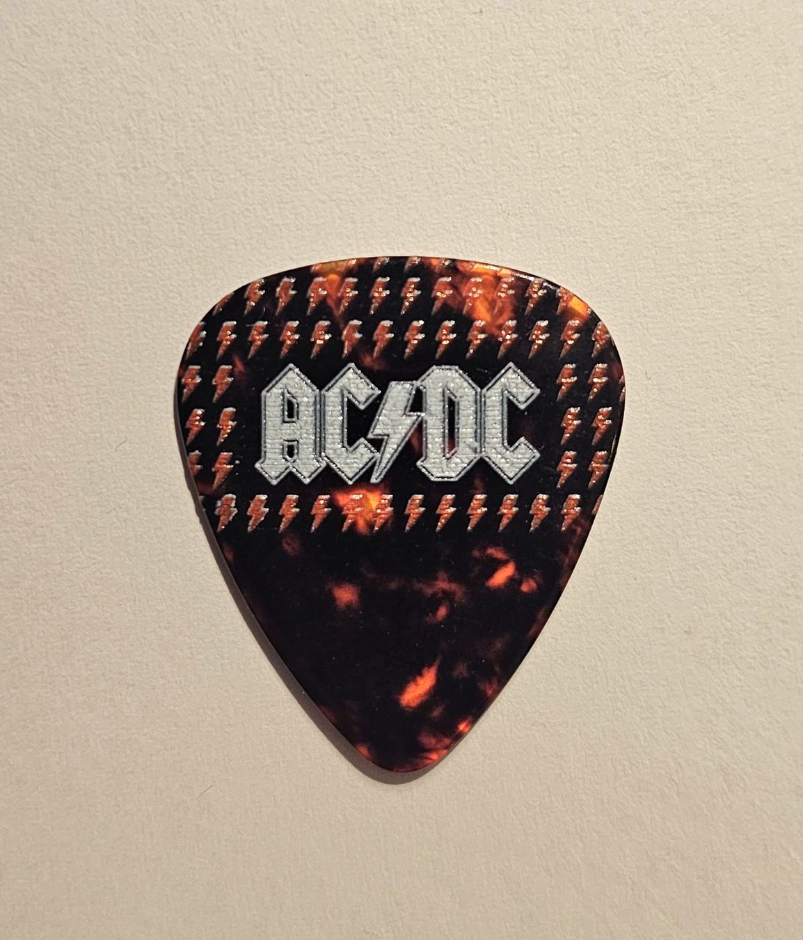 Stevie Young AC/DC Power Up Tour Pick Mediator 2025 (Gebraucht) in ...