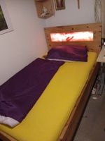 Violeter Satin Bettanzug