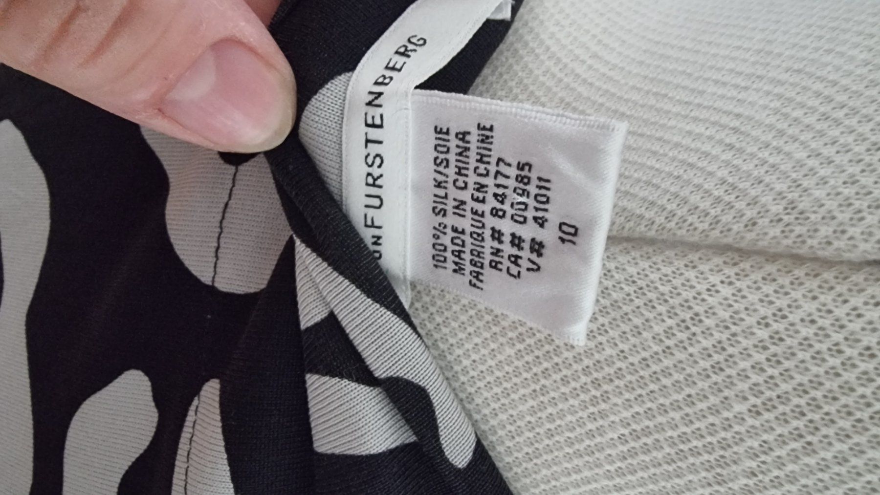 Diane von Furstenberg Kleider: Diane von Furstenberg Kleid Sommer – Gebraucht aus Riedikon von Winter21. 2