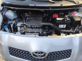 Toyota Yaris 1.3 mit 32000 km