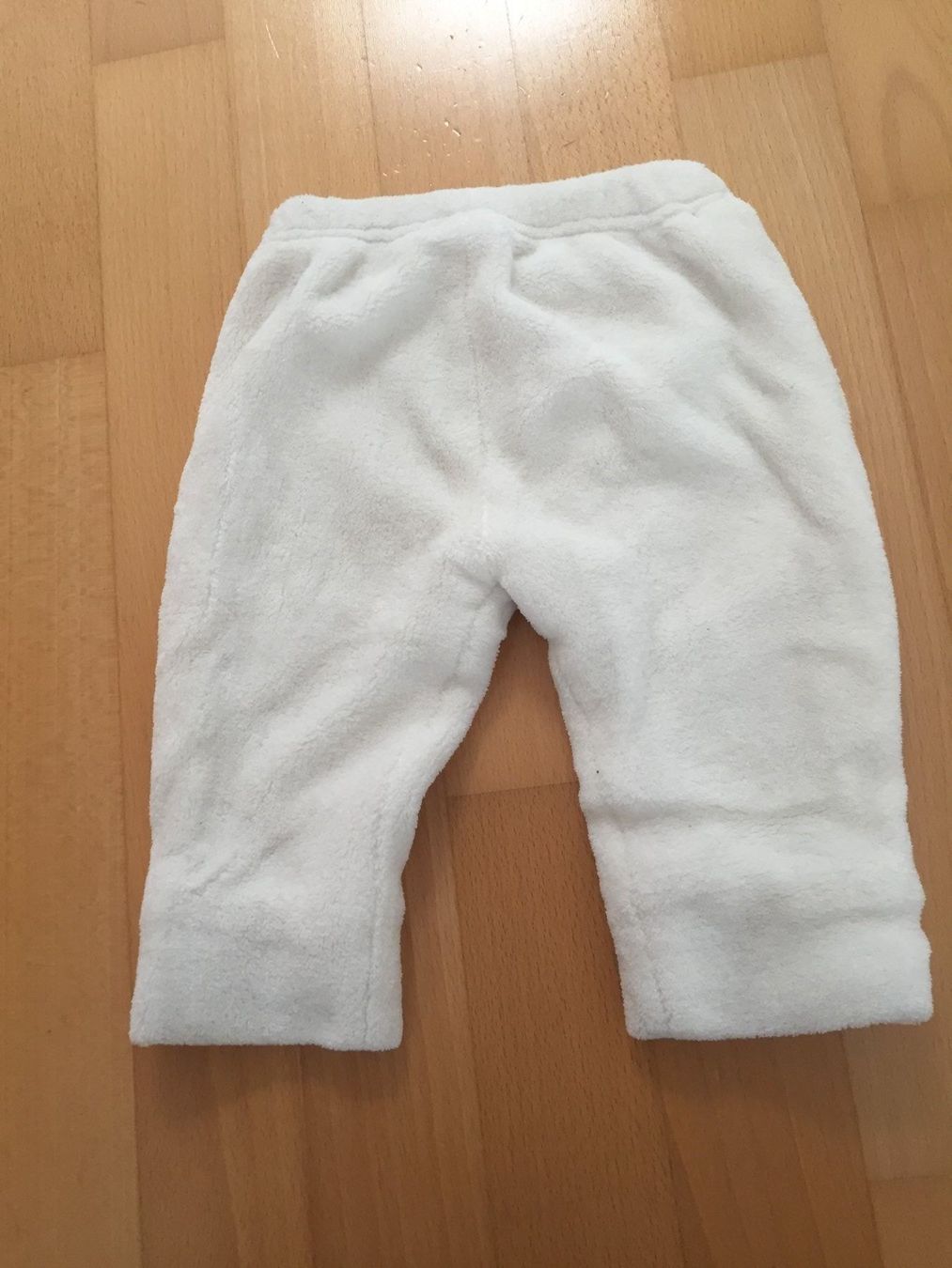 Pantaloni: Flauschige Hose – Usato da Muttenz venduto da Juvenile33 2